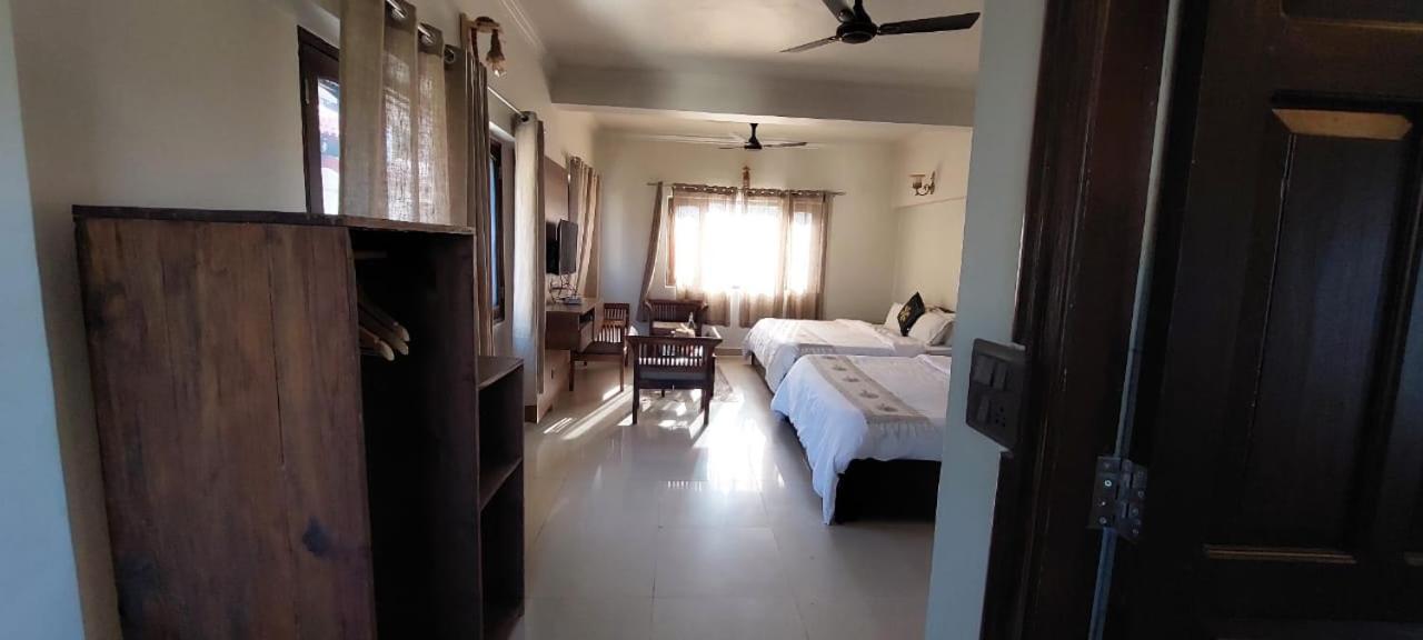 Alinda House Naukuchiatal By The Ghaur Hotel บีมตาล ภายนอก รูปภาพ