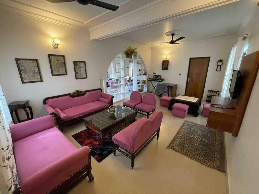 Alinda House Naukuchiatal By The Ghaur Hotel บีมตาล ภายนอก รูปภาพ