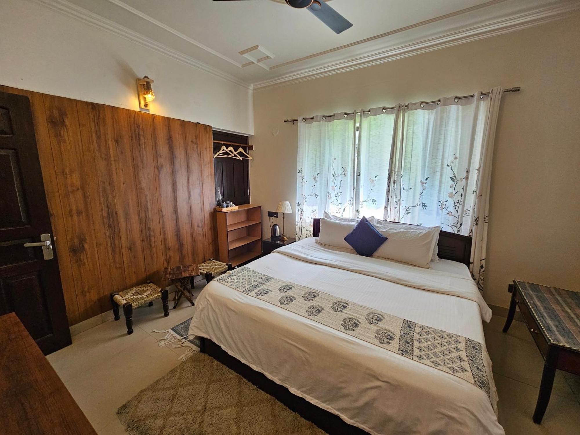Alinda House Naukuchiatal By The Ghaur Hotel บีมตาล ภายนอก รูปภาพ
